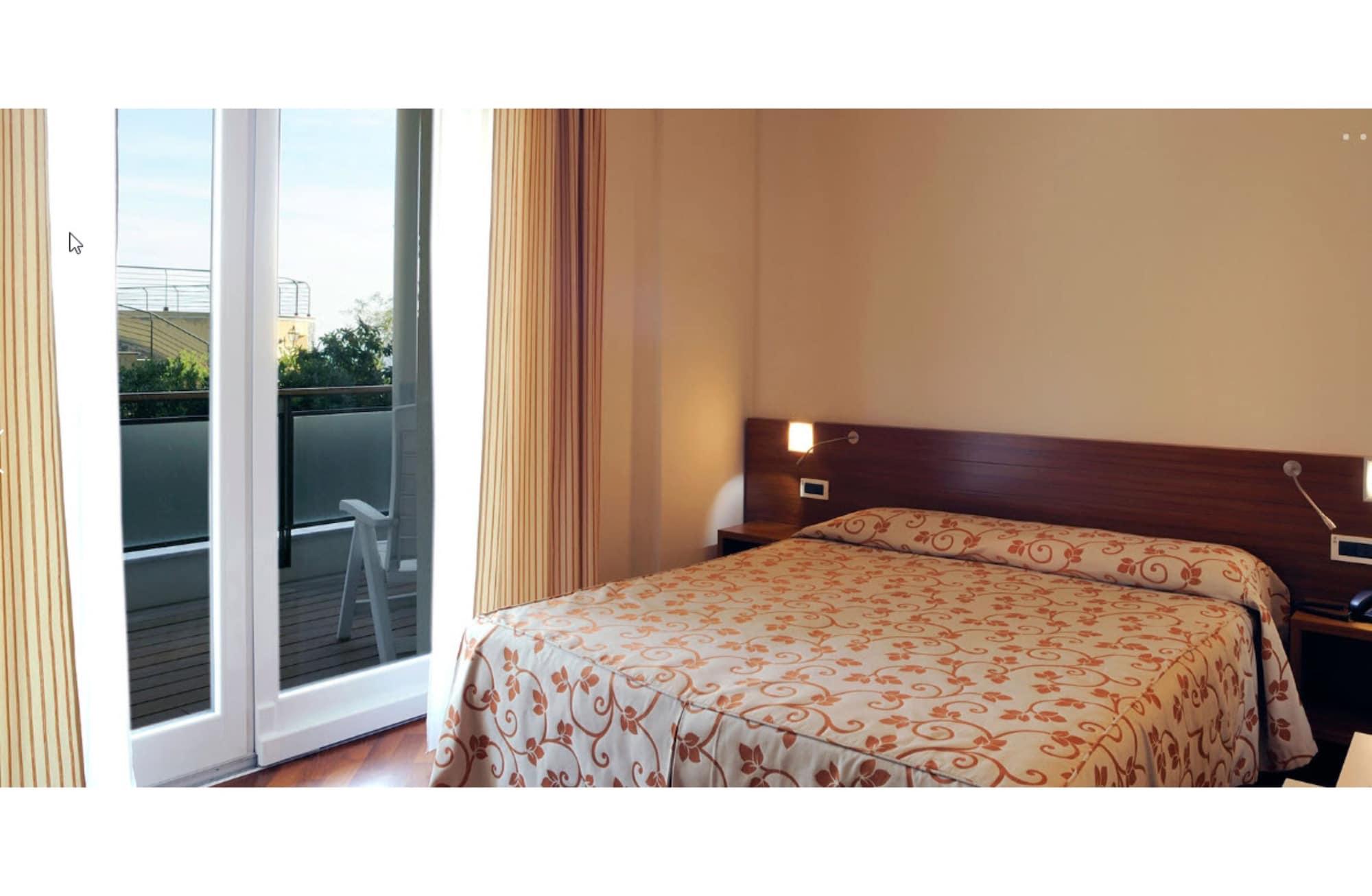 ואראצה Hotel Le Roi מראה חיצוני תמונה