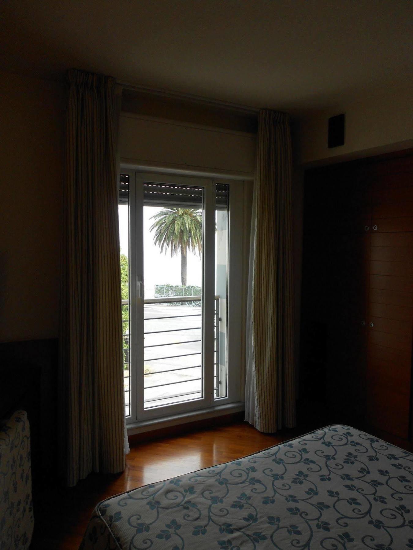 ואראצה Hotel Le Roi מראה חיצוני תמונה